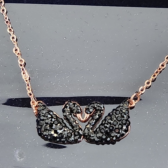Swarovski Iconic Double Black Swan Necklace with Rose-Gold Tone Plated NIB - Picture 2 of 8